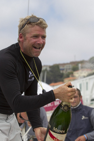 Yann Eliès chega em 1º lugar ao Porto na Solitaire du Figaro
