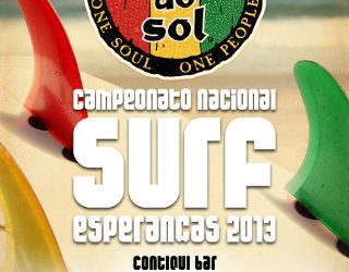 Mais de 100 surfistas na Costa Nova