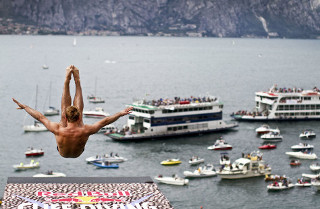 Cliff Diving estreia-se no feminino
