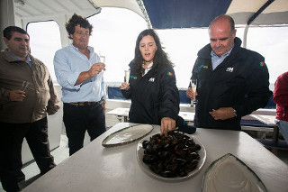 Aquacultura do mexilhão no Algarve foi visitada pela Ministra do Mar