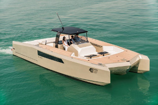 1 catamaran 1 catamaran