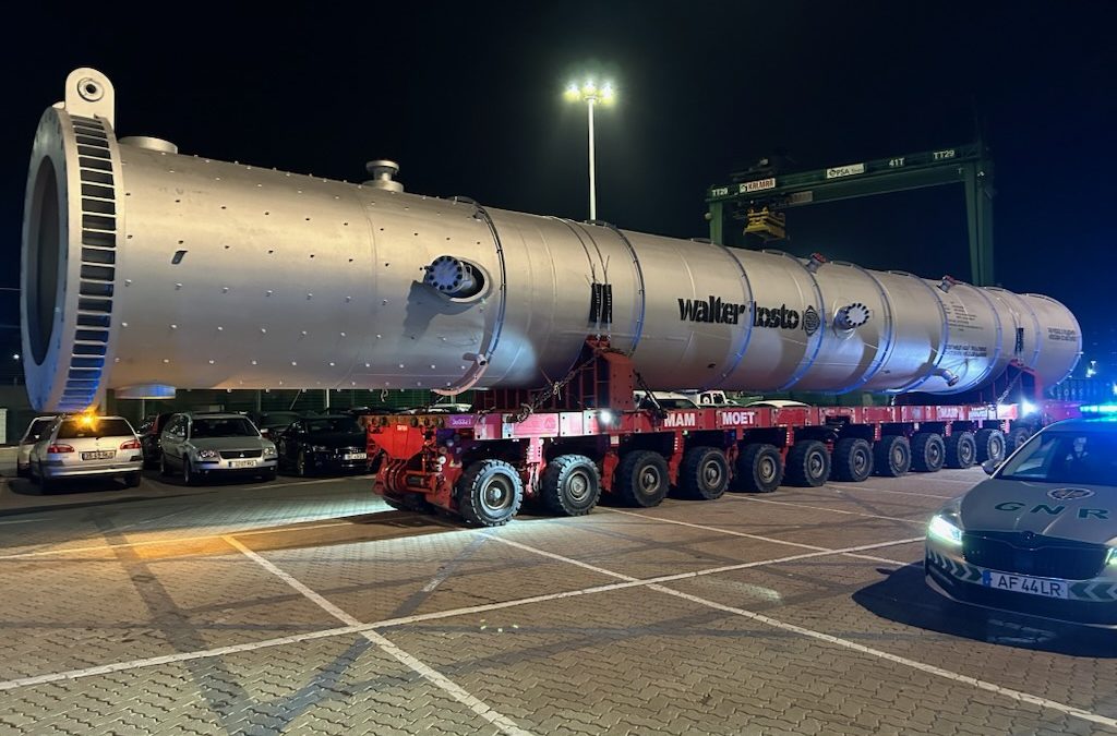 Porto de Sines recebe reatores para a produção