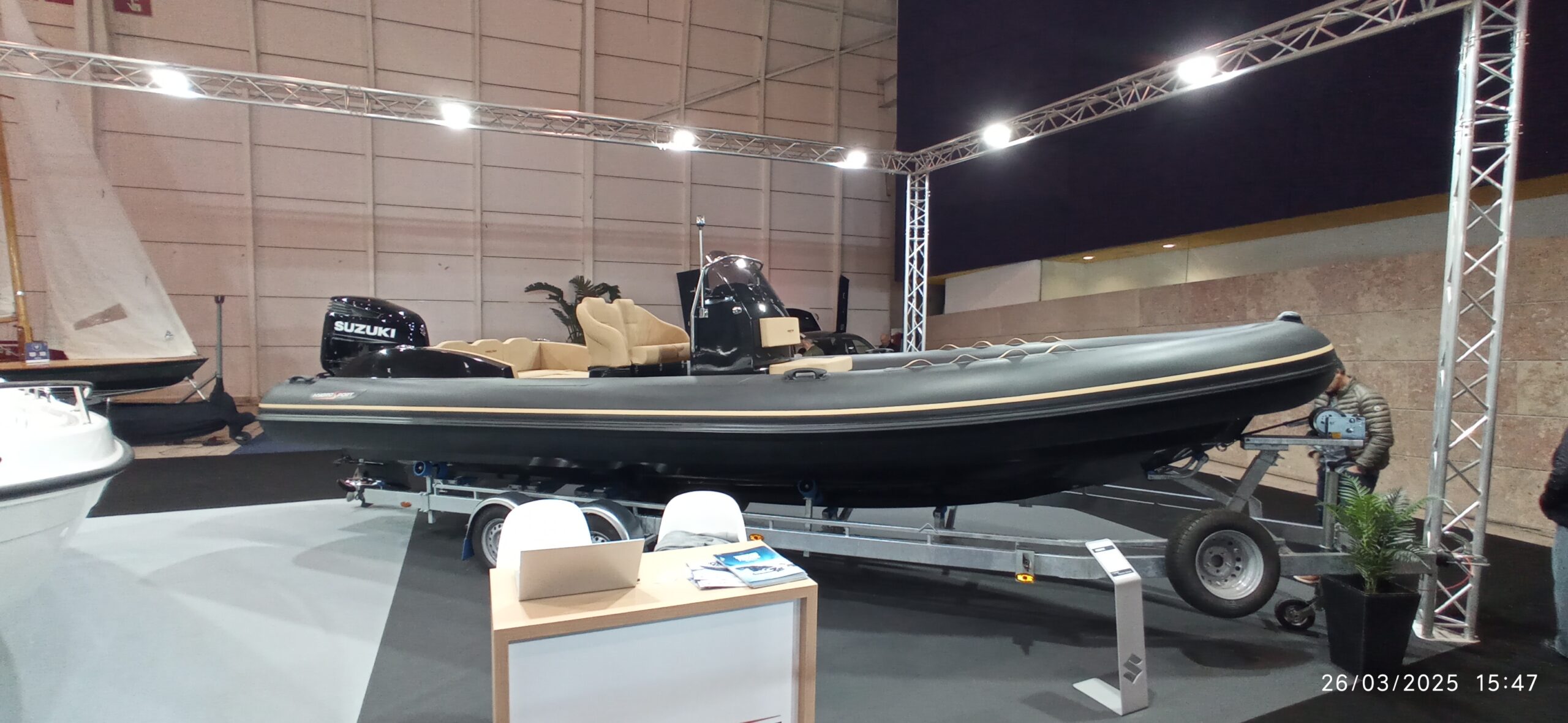 Hydrosport RIB737 Sundeck