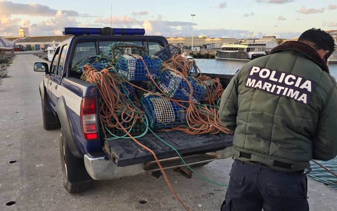 Polícia Marítima apreende 40 armadilhas de gaiola sem sinalização em Peniche