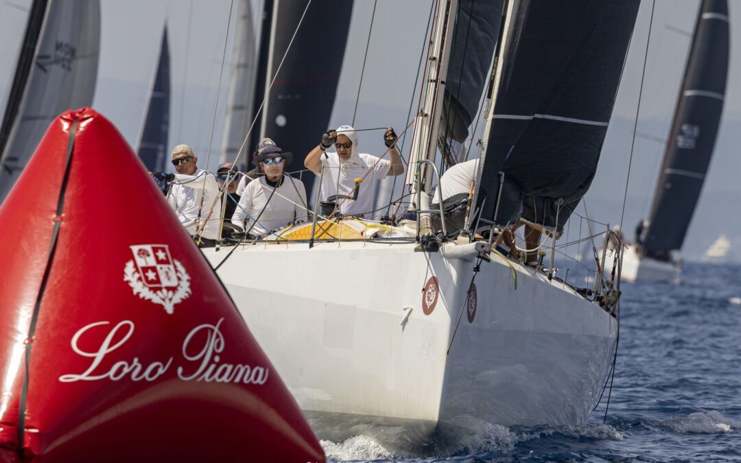 Spirit of Lorina responde e acende disputa na Loro Piana Giraglia em Saint-Tropez