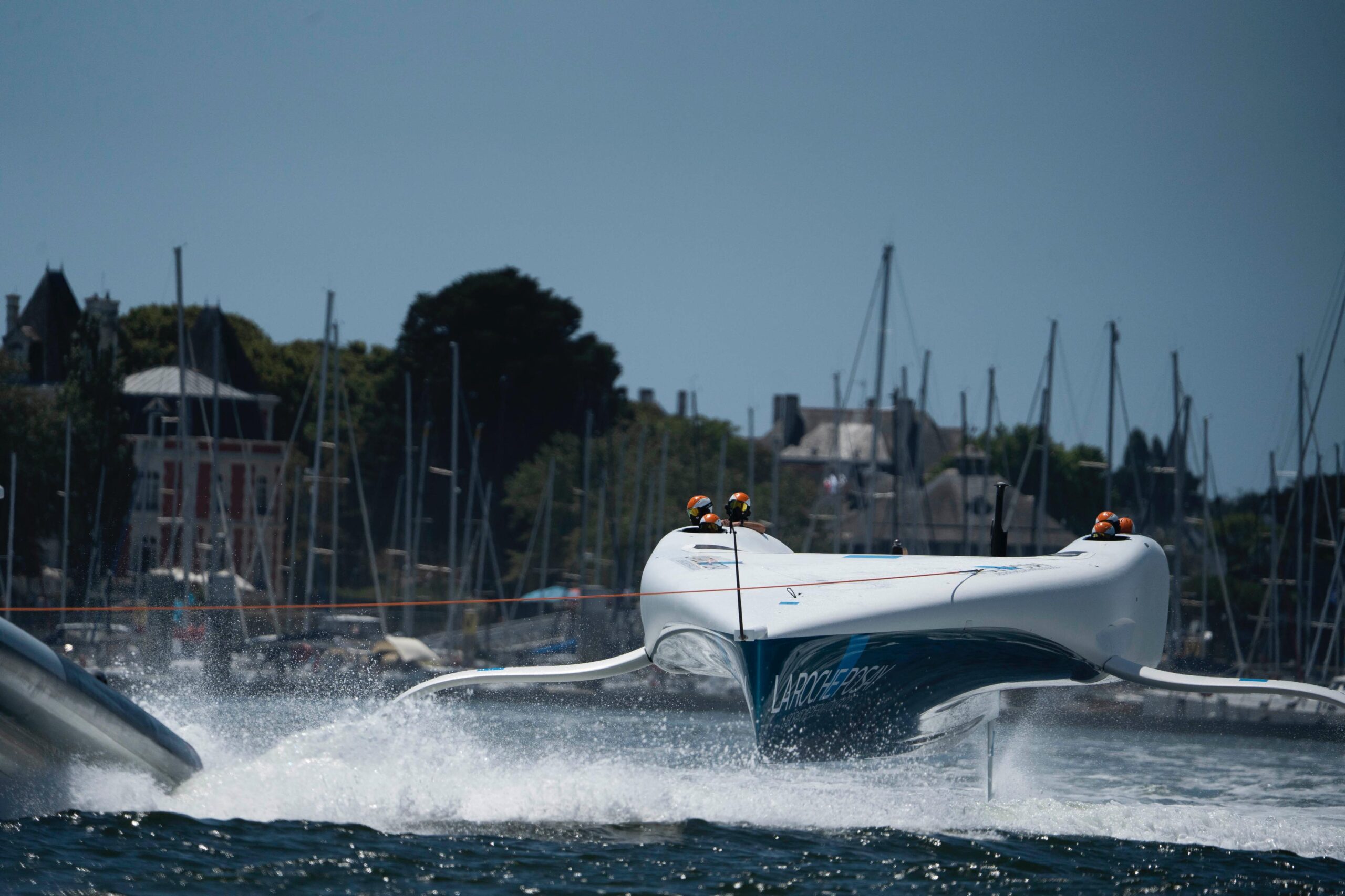 AC75 francês volta à água em Lorient com nova imagem para a 38.ª America’s Cup