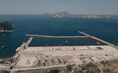 Luna Rossa prepara Nápoles 2027 entre Cagliari e nova base em Bagnoli